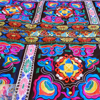 Rynx | National Bar Cloth Decorative Embroidery Cloth Window Throw Sofa Cover Carpet
