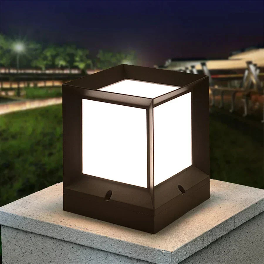 RYNX | Lamp - Elegant Solar Lantern for Your Driveway A - 12cm x 12cm x 15 cm