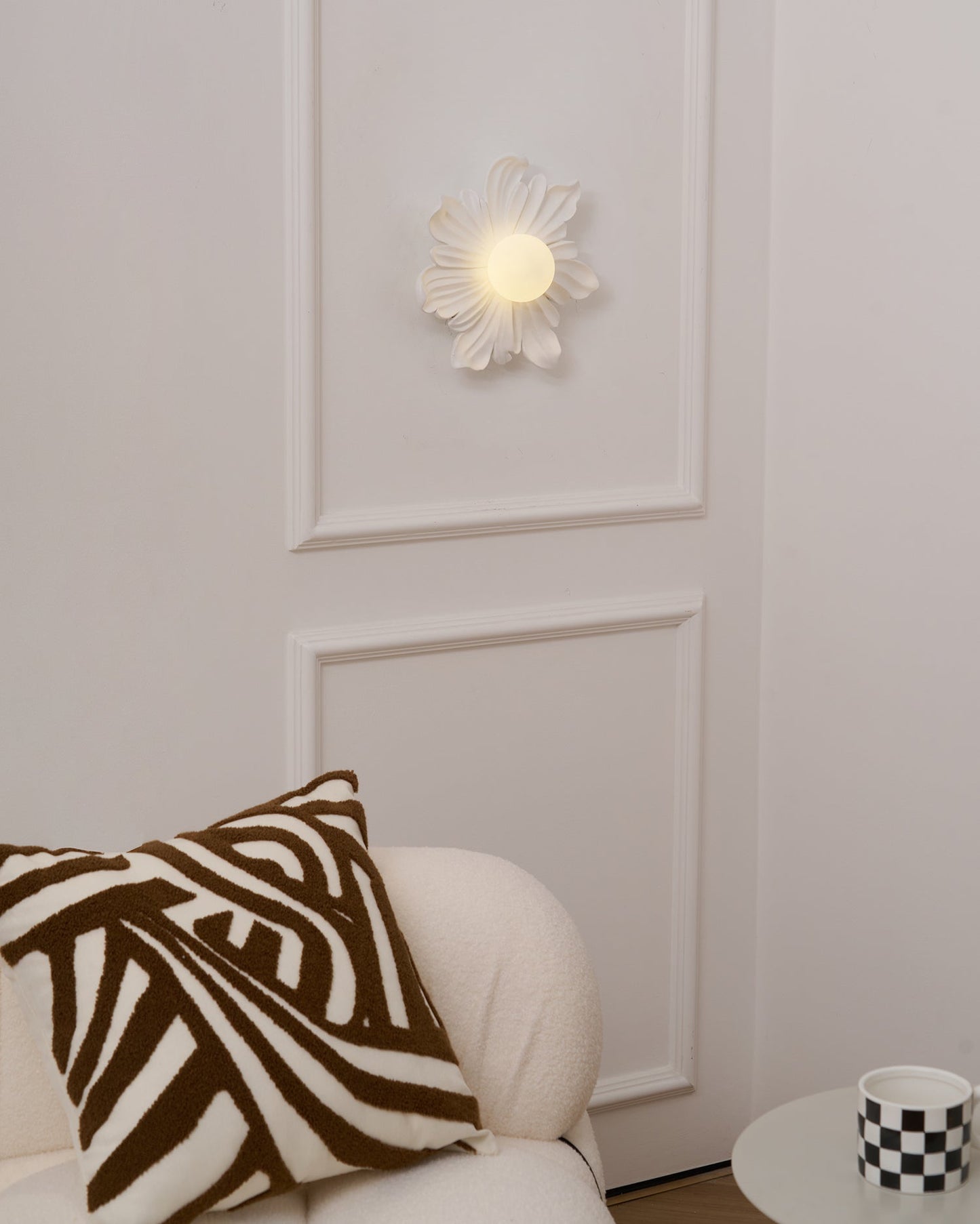 Rynx | Tina Flower Wall Lamp