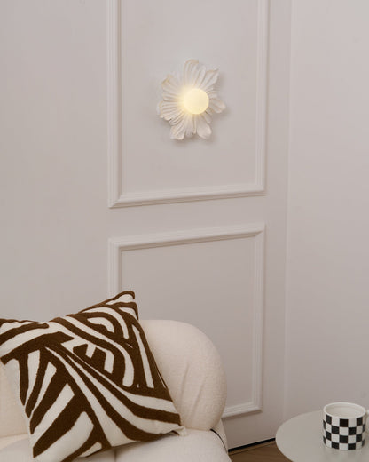 Rynx | Tina Flower Wall Lamp