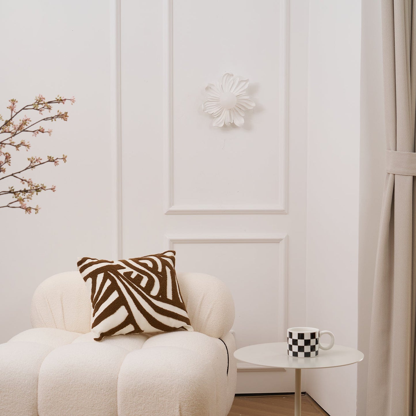Rynx | Tina Flower Wall Lamp