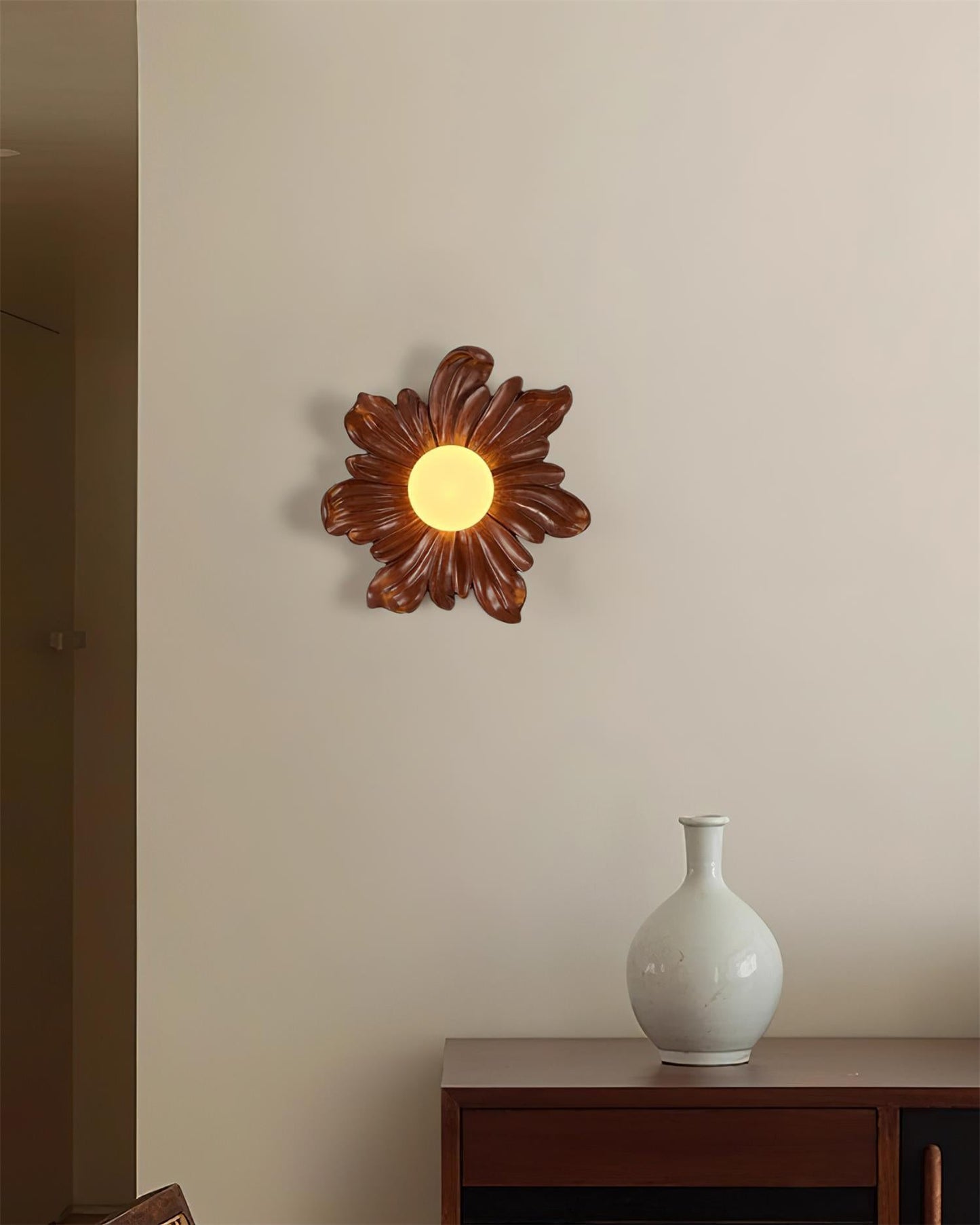 Rynx | Tina Flower Wall Lamp