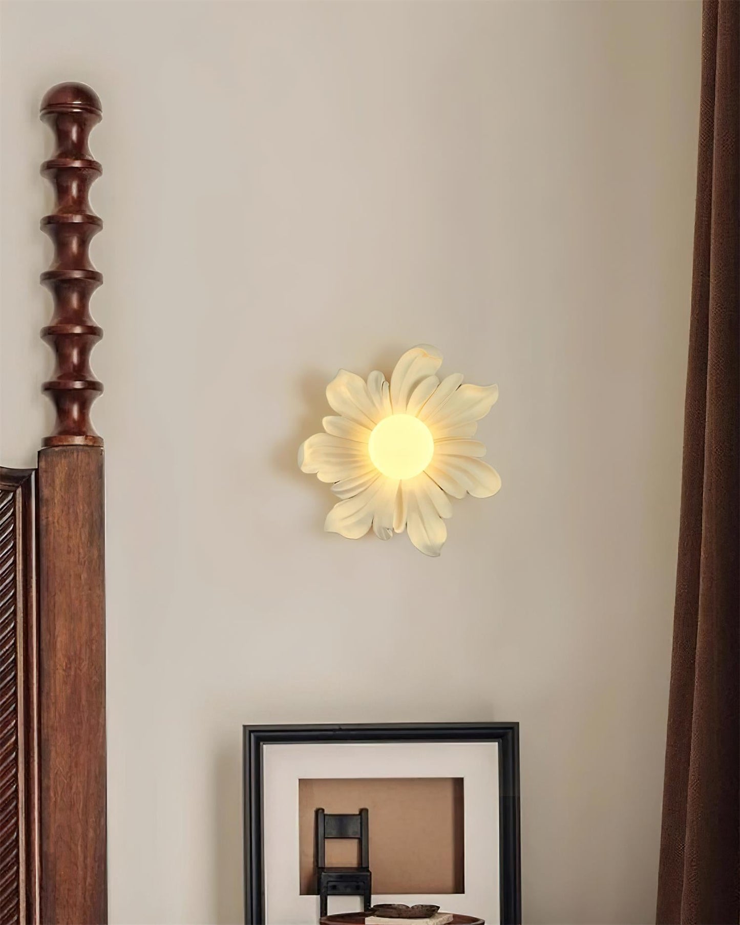 Rynx | Tina Flower Wall Lamp