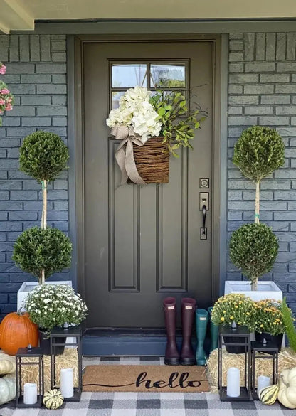 Rynx | Door hanger with cream hydrangeas – rattan basket wreath with artificial flowers