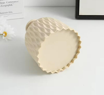 Rynx | VividVase - Chic ceramic vase for fresh flower arrangements