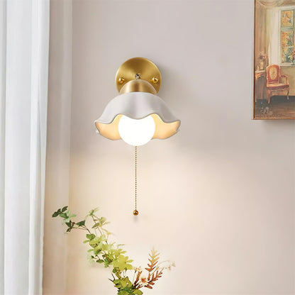 Rynx | Vena Brass Wall Lamp