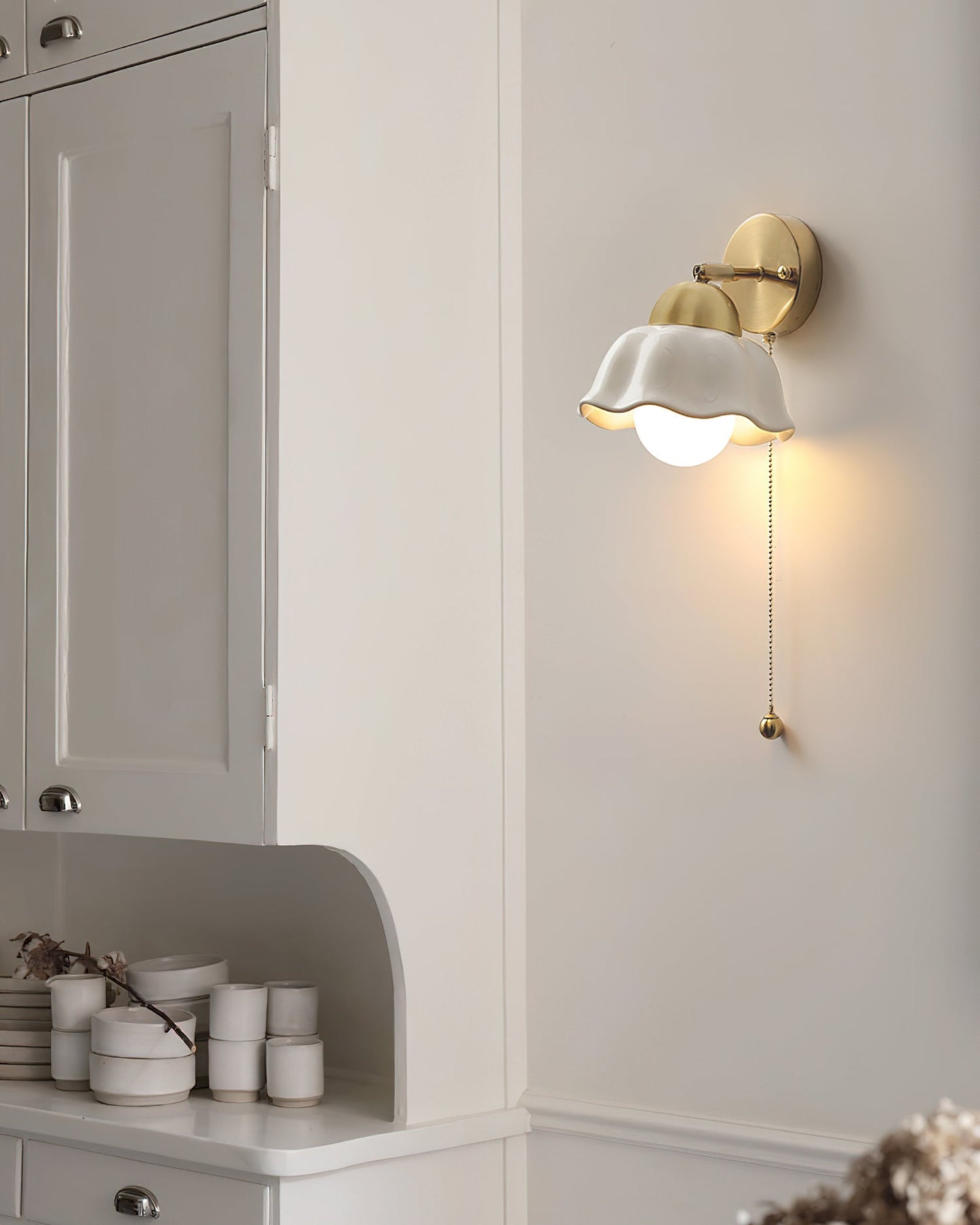 Rynx | Vena Brass Wall Lamp