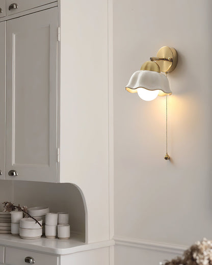 Rynx | Vena Brass Wall Lamp