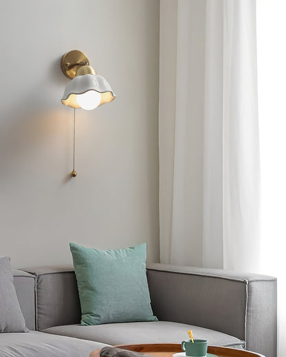 Rynx | Vena Brass Wall Lamp