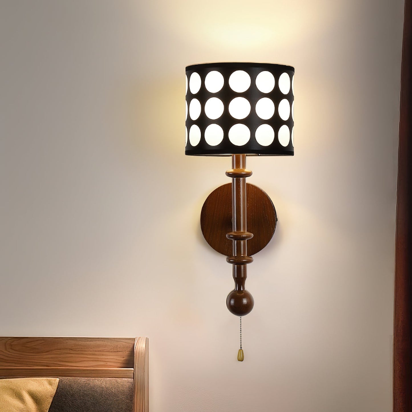 Rynx | Ventana Wall Lamp