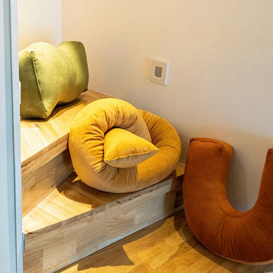 Rynx | Wave Knot Cushion