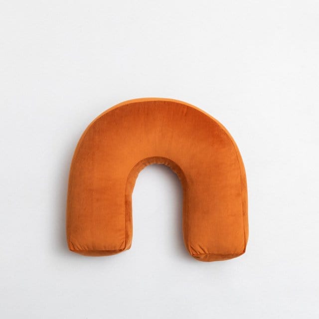 Rynx | Wave Knot Cushion