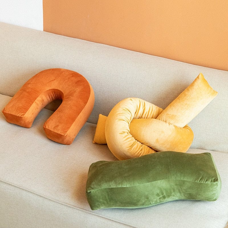 Rynx | Wave Knot Cushion