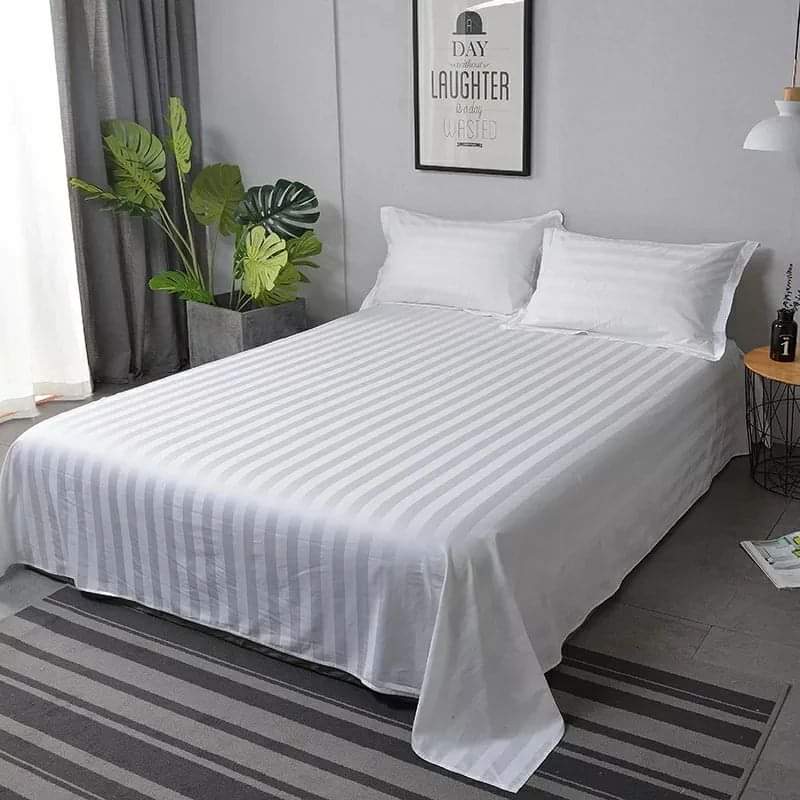 Rynx | White striped bed sheets