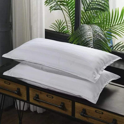 Rynx | White striped bed sheets