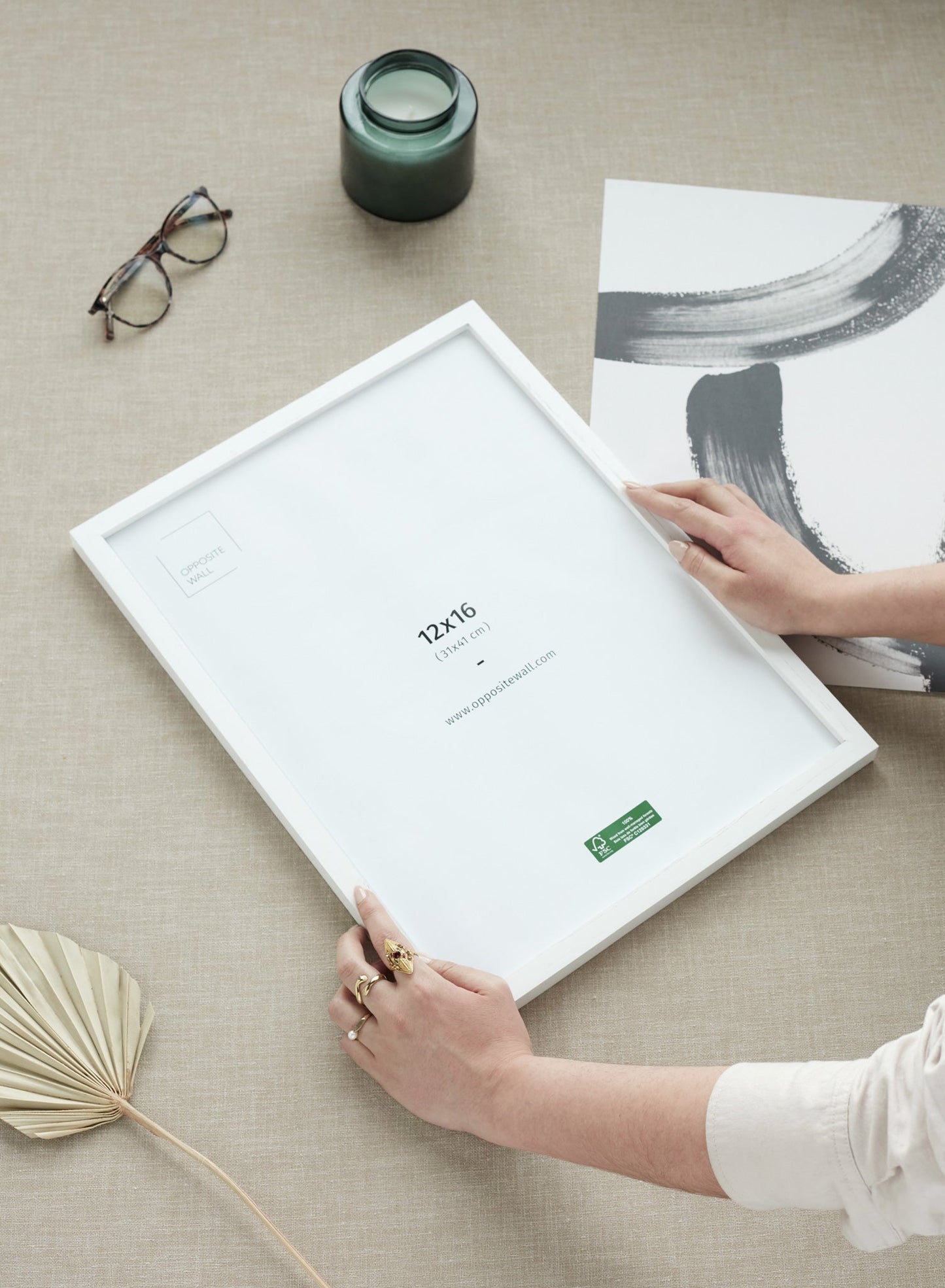 Rynx | White Oak Frame, 20x30 in | 51x76 cm