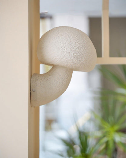 Rynx | Peil Mushroom Wall Lamp