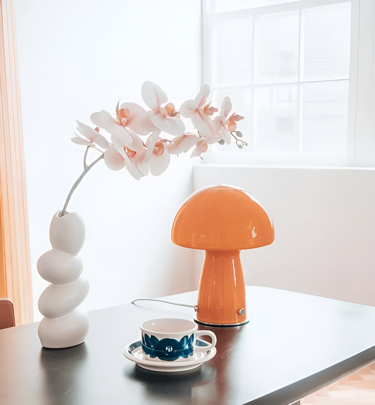 Rynx | GlowMush – Scandinavian table lamp with artistic warmth