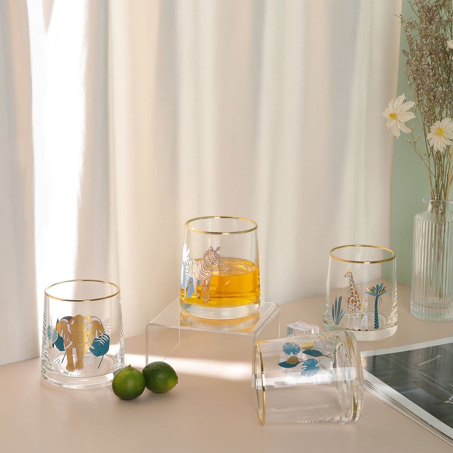 Rynx | Gold-rimmed animal cups set