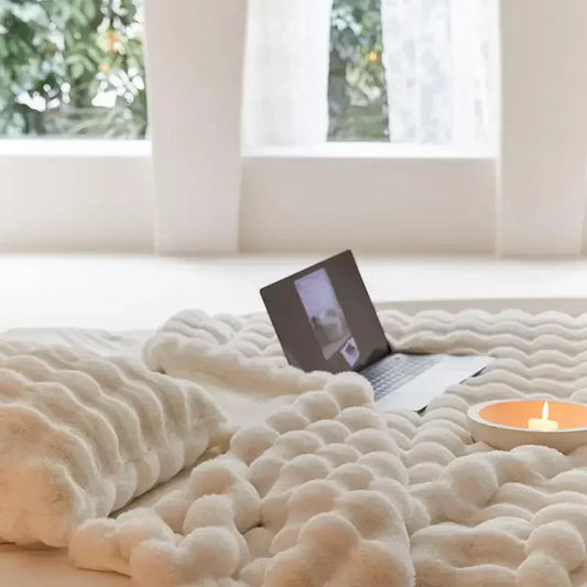 RYNX | The Ultimate Plush Wool Blanket For Unmatched Comfort