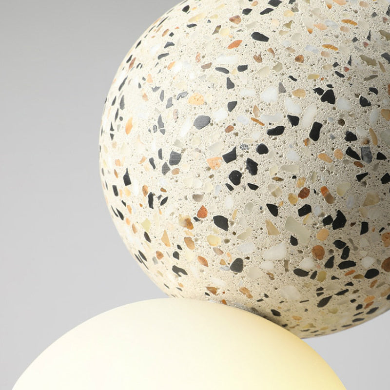 Rynx | Modern Ball-Shaped Table Lamp with Led