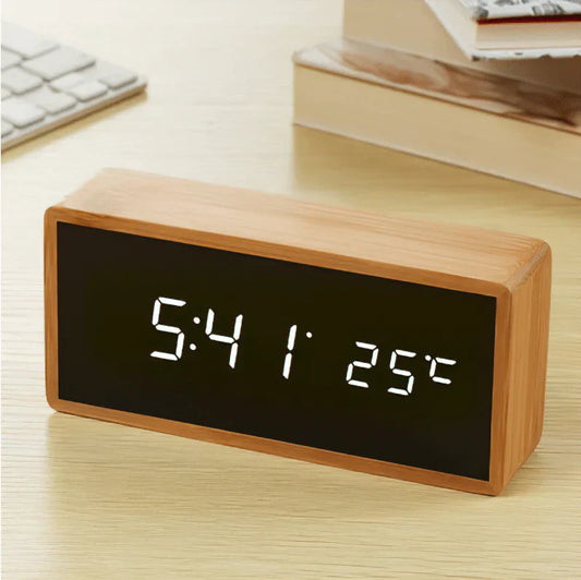 Rynx | BambooTime - LED alarm clock made of bamboo