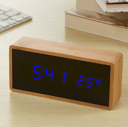 Rynx | BambooTime - LED alarm clock made of bamboo