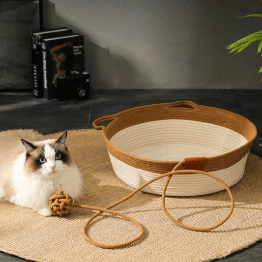 Rynx | Handwoven cotton rope bed for cat - CozyNest