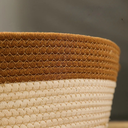 Rynx | Handwoven cotton rope bed for cat - CozyNest