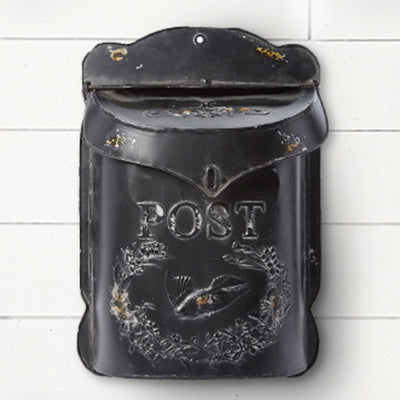 Rynx | Worn black metal mailbox