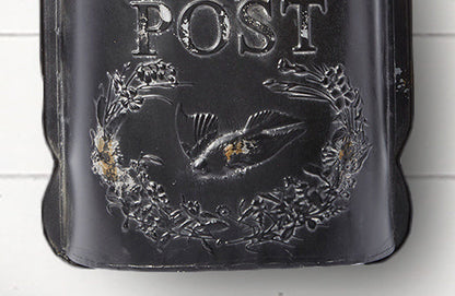 Rynx | Worn black metal mailbox