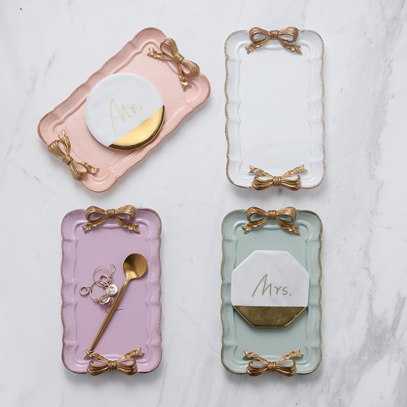 Rynx | Bow resin serving board