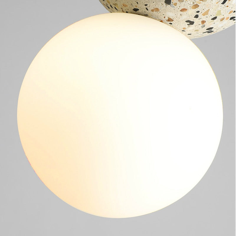 Rynx | Modern Ball-Shaped Table Lamp with Led