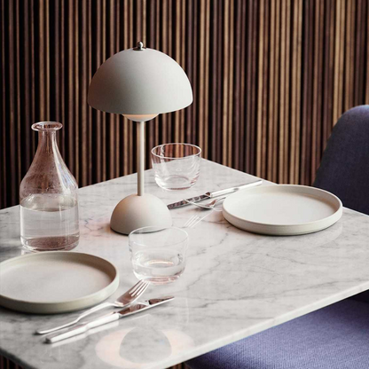 Rynx | SolarFlare - LED table lamp for a cozy interior
