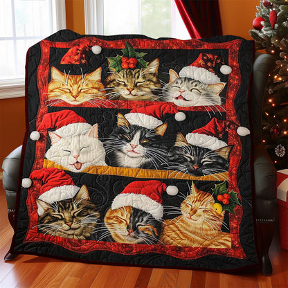 Rynx | Sleeping Christmas Cat Quilt