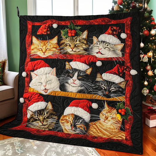 Rynx | Sleeping Christmas Cat Quilt