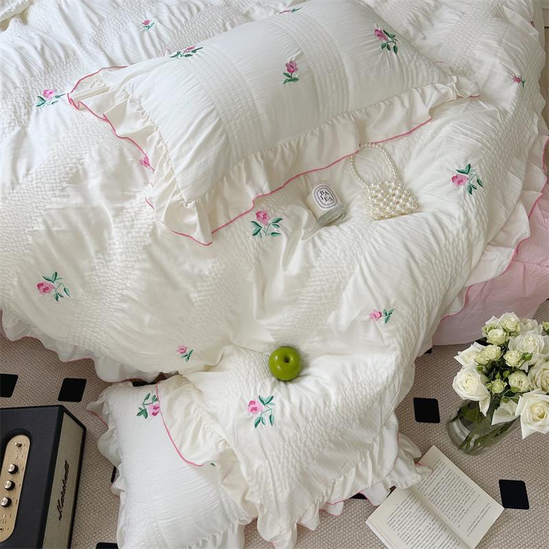 Rynx Coquette Aesthetic Ruffle Bedding Set