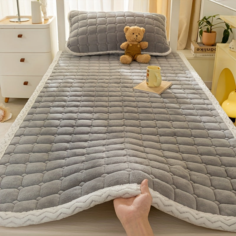 Rynx | Soft & Cozy Milk Velvet Mattress Protector - Warm Plush Autumn/Winter Bedding, King Size Bed Comforter Set for Bedrooms, Apartments, and Dorms
