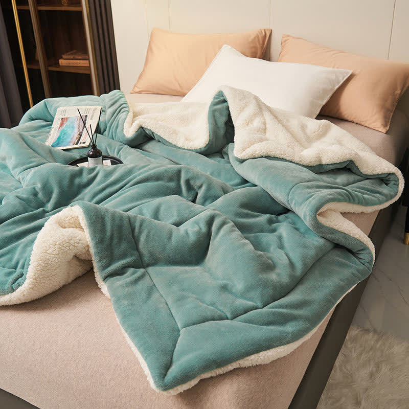 Rynx | Solid thick double-sided velvet cube blanket