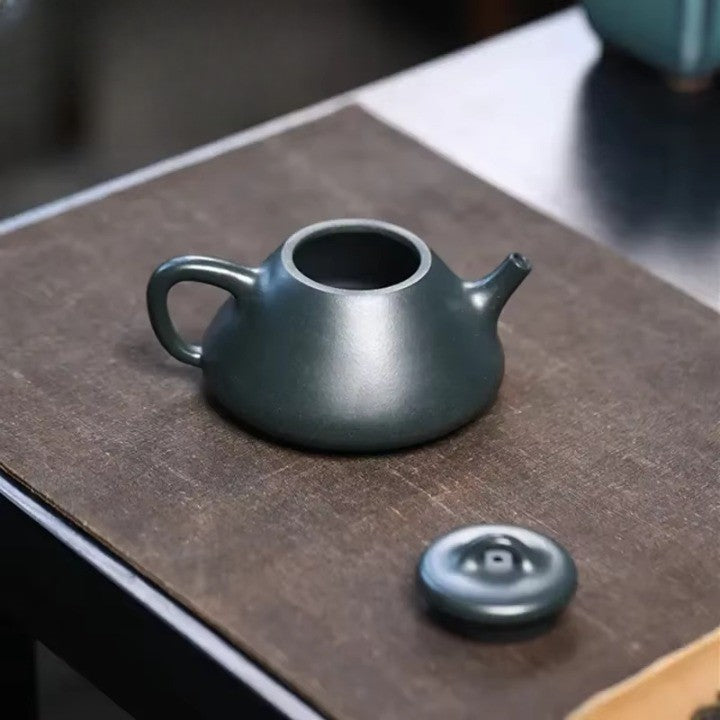 Rynx | Japanese-Style Zen Handmade Clay Teapot