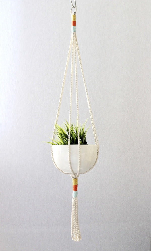 Rynx | Macrame Button Plant Holder - Several Colors