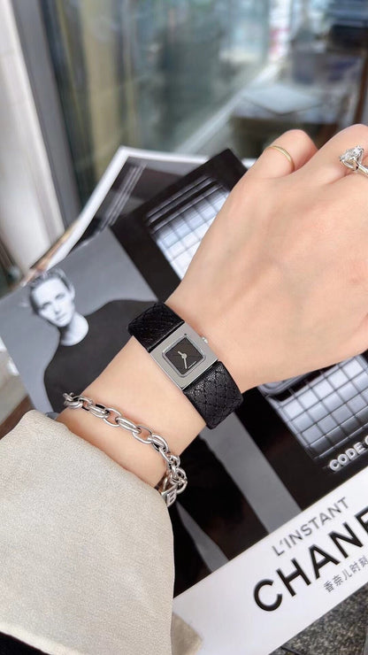 Rynx | Square Retro Design Women's Leather Watch