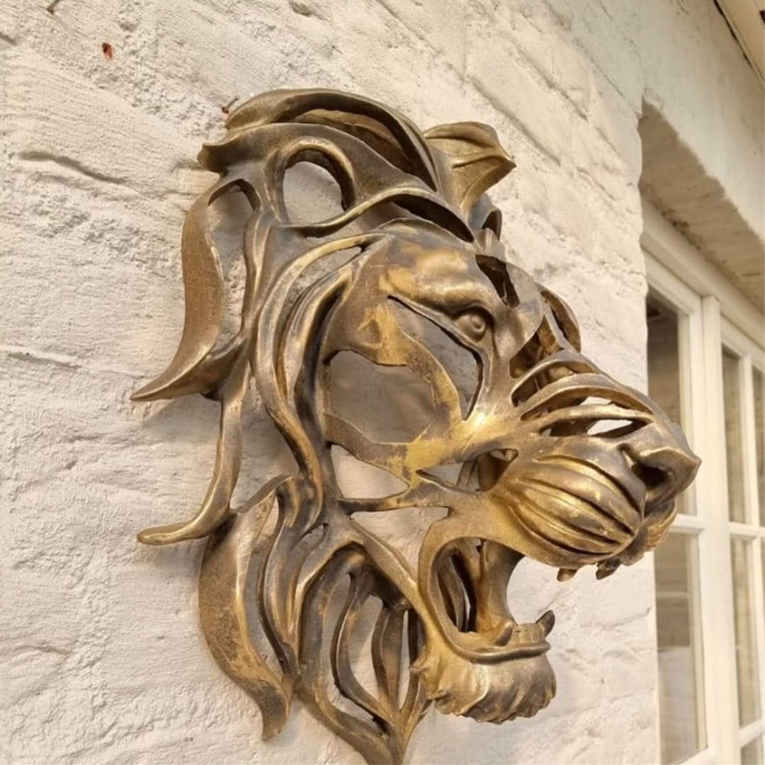 Rynx | Golden Lion Picture - Strength And Elegance Connected