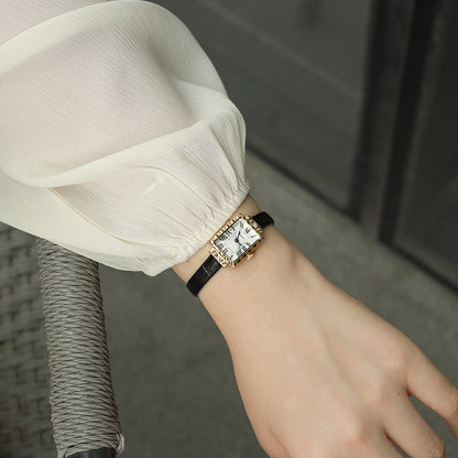 Rynx | Long Block Antique Pocket Watch Women
