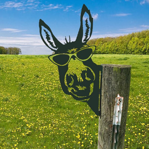 Rynx | Outdoor Garden Farm Spy Goat Metal Artwork Indoor Decor