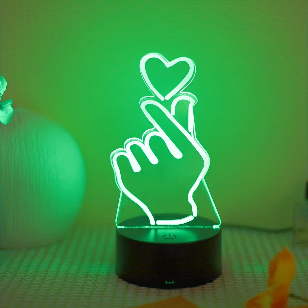 Rynx | IllumiHeart - 7-color LED Night Light with Touch Control