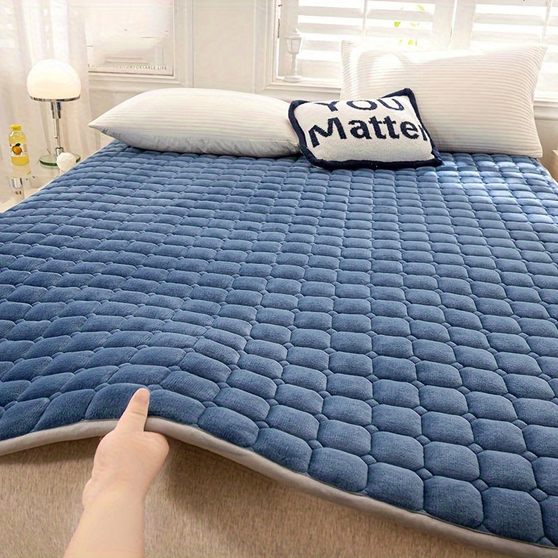 Rynx | Luxurious Solid Color Thick Milk Velvet Mattress Cover - Soft, Comfortable, Breathable Bedding Pad for Restful Sleep in Bedroom, Guest Room, Dorm, and Hotel