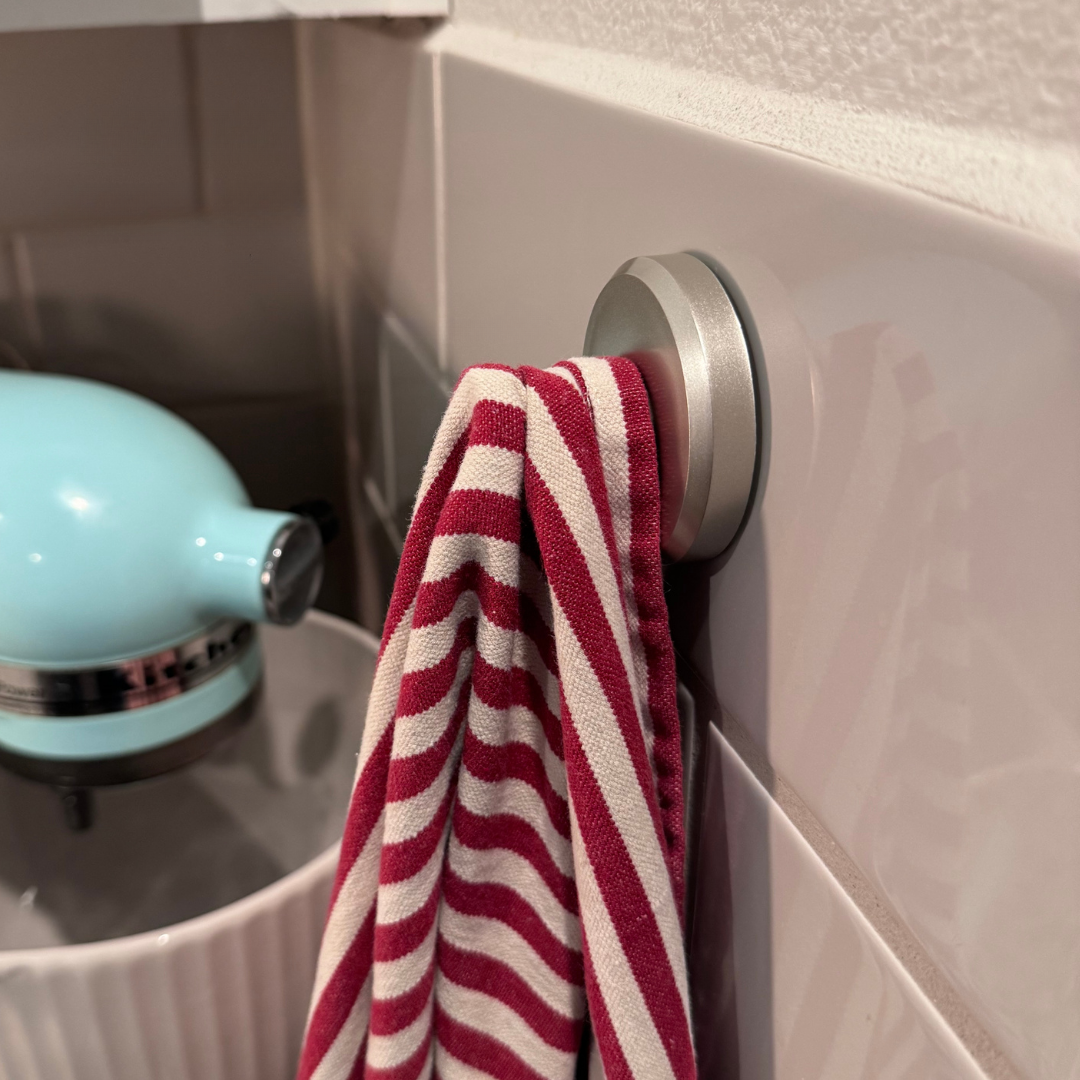 Rynx | Suction Hook - Adhesive and reusable suction hook