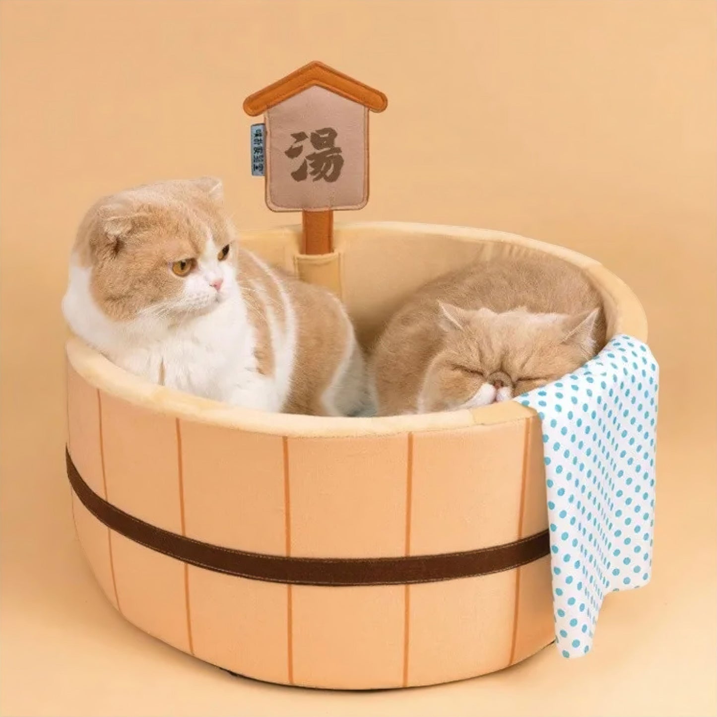 Rynx | Kilde Bathtub Bed