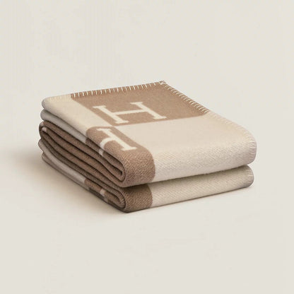 RYNX | Elegant For A Stylish Interior - Luxblanket